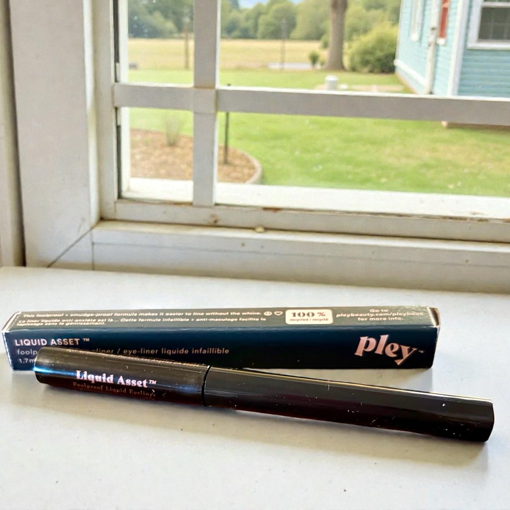 💎 PLEY BEAUTY Liquid Asset Foolproof Liquid Eyeliner in Abyss New In Box